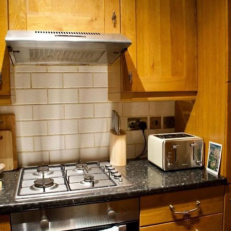 Newly Refurbed Home With Free Parking Edimburgo Exterior foto