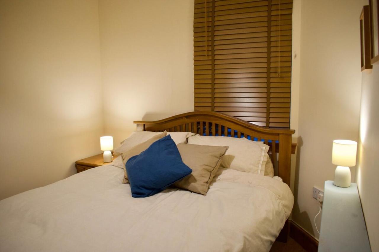 Newly Refurbed Home With Free Parking Edimburgo Exterior foto