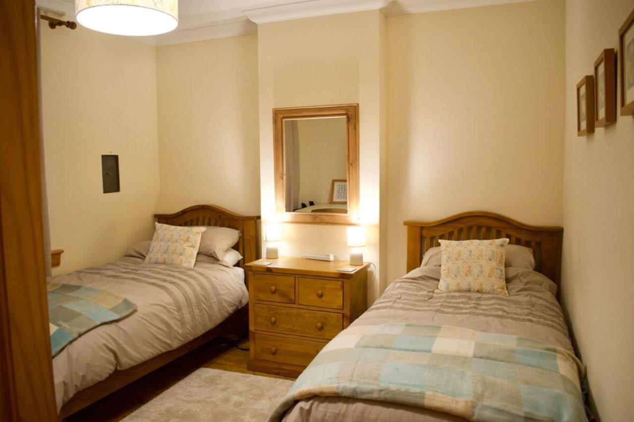 Newly Refurbed Home With Free Parking Edimburgo Exterior foto