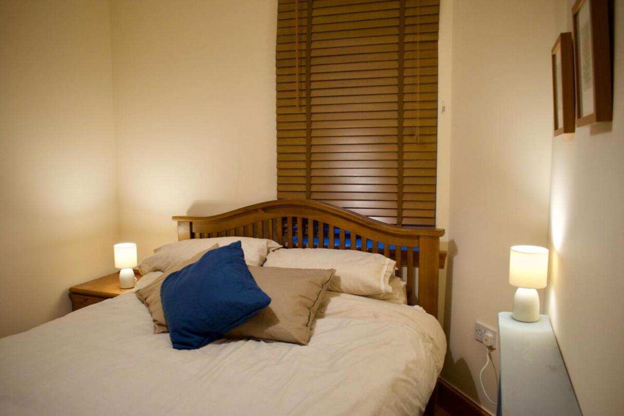 Newly Refurbed Home With Free Parking Edimburgo Exterior foto