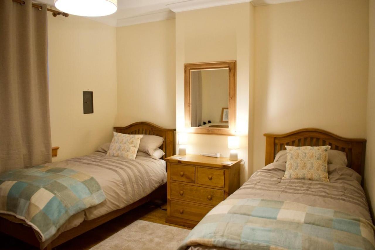 Newly Refurbed Home With Free Parking Edimburgo Exterior foto