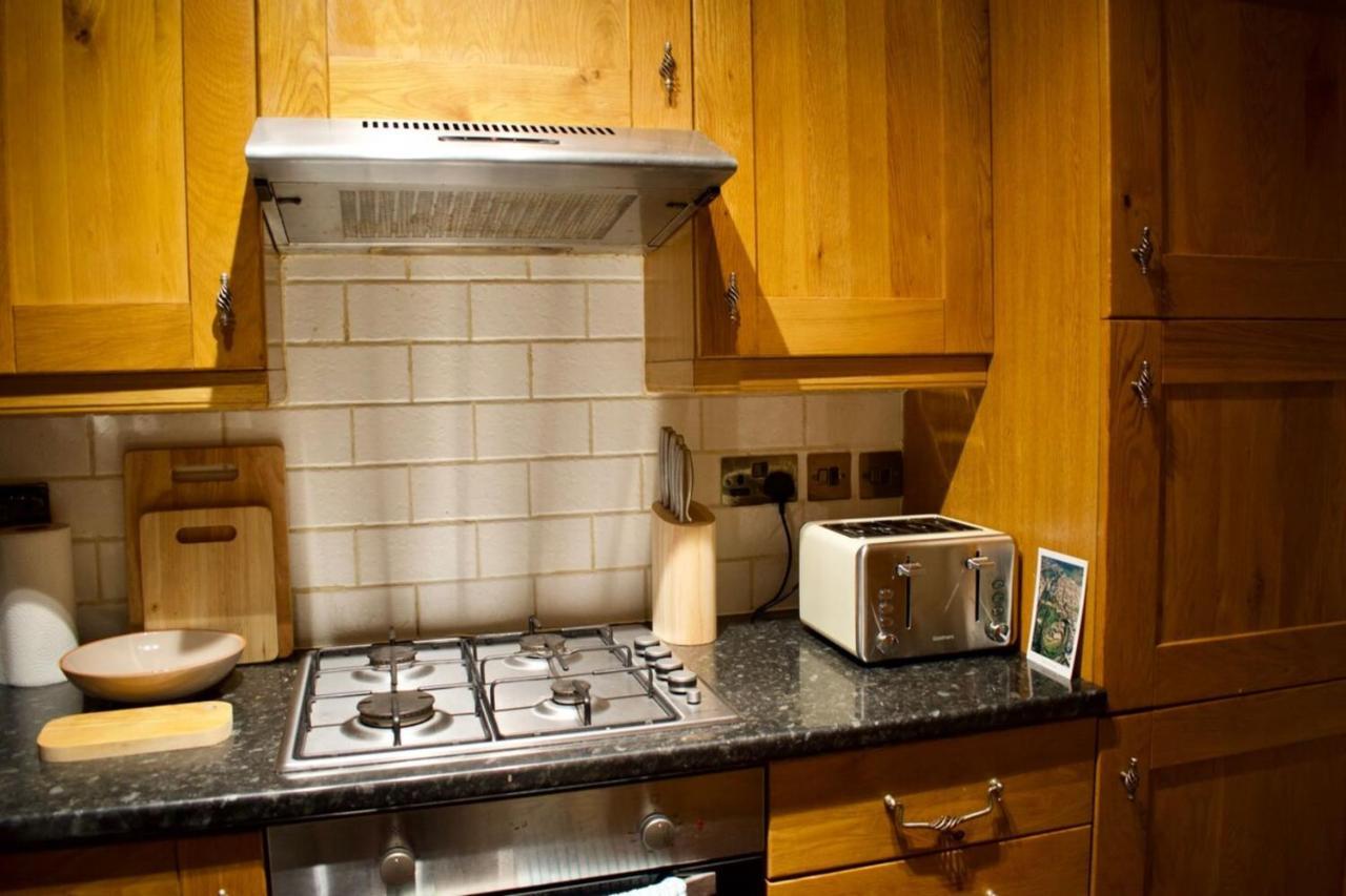 Newly Refurbed Home With Free Parking Edimburgo Exterior foto