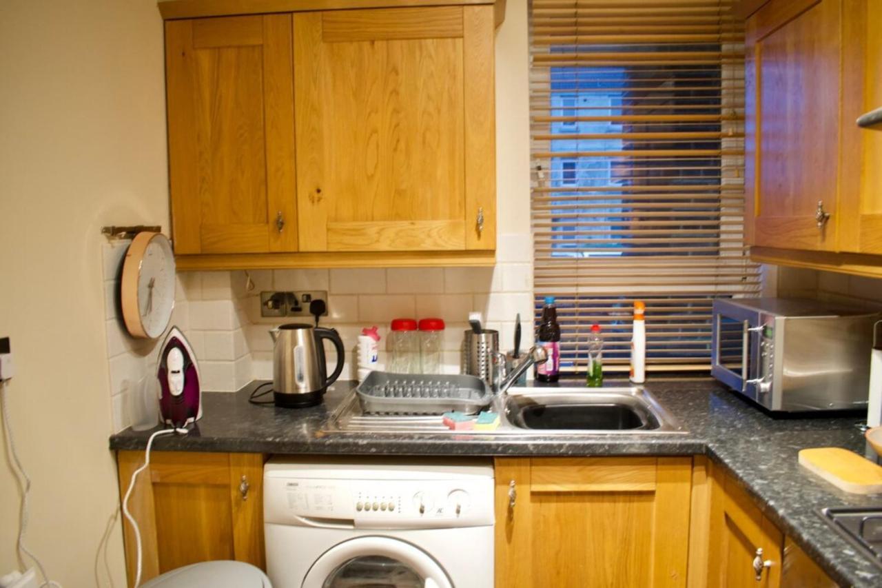Newly Refurbed Home With Free Parking Edimburgo Exterior foto